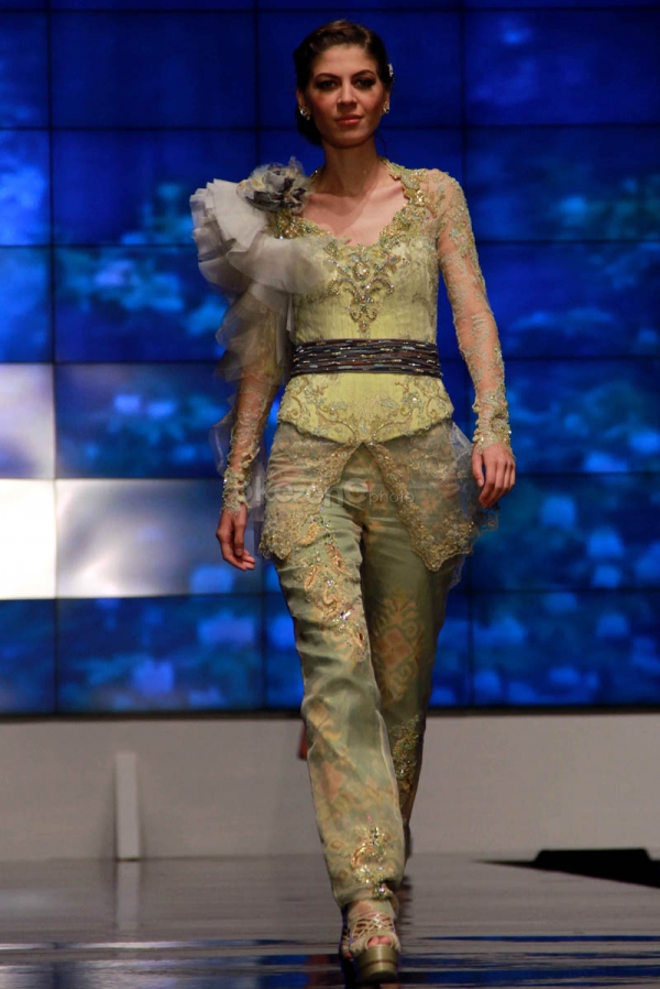 Tiga Desainer Ternama Tutup IFW 2012 0 : Foto Okezone Foto